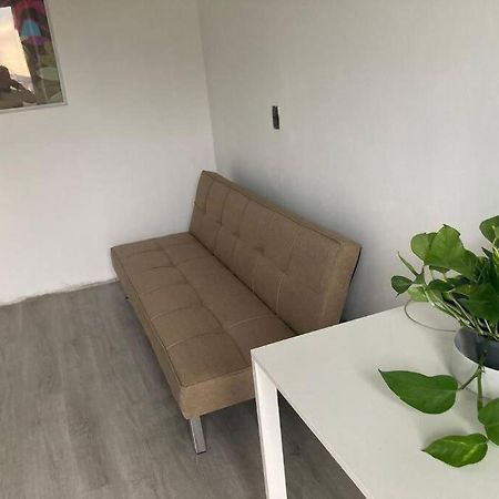 Apartamento Olimpia Fidias Bilocale Isola Milán Exterior foto